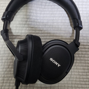 sony mdr mv1