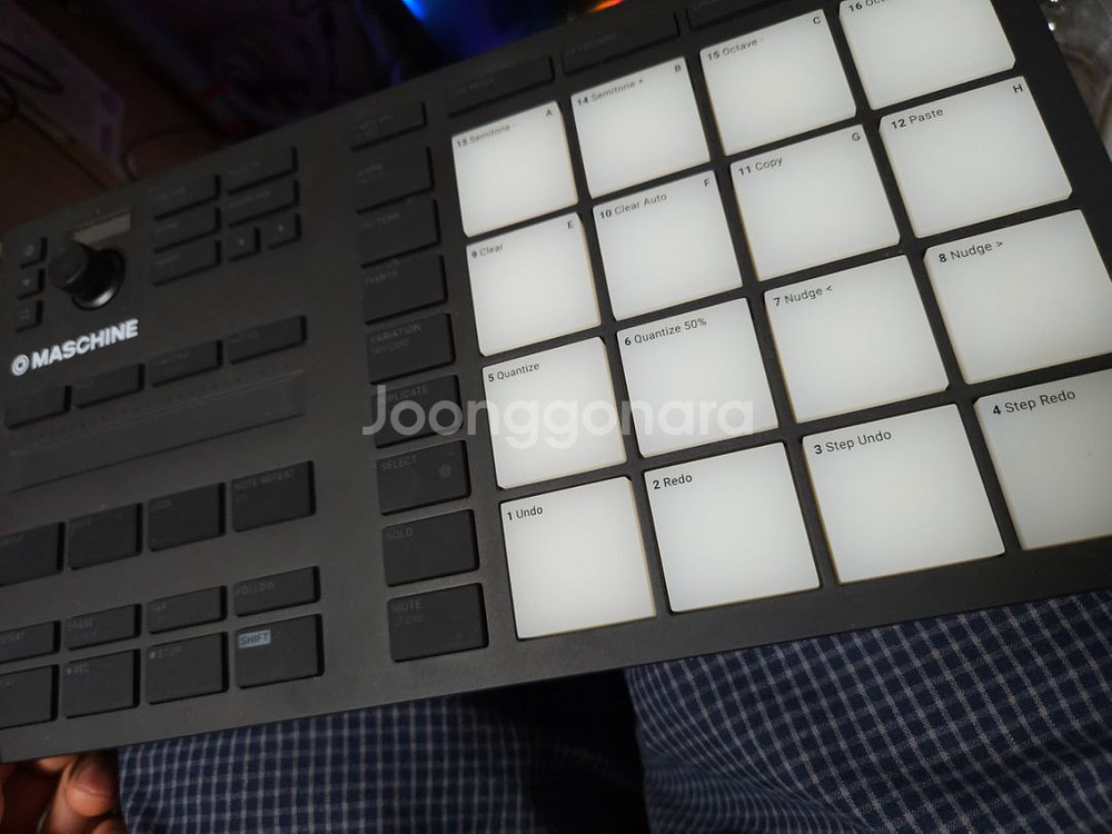 미디 컨트롤러 NI maschine micro--1