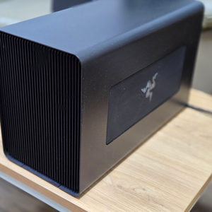 Razer Core X eGPU 인클로저 판매합니다