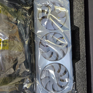 기가바이트 에어로 RTX4070 SUPER