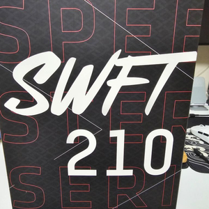 xfx swift210 rx6600 판매합니다