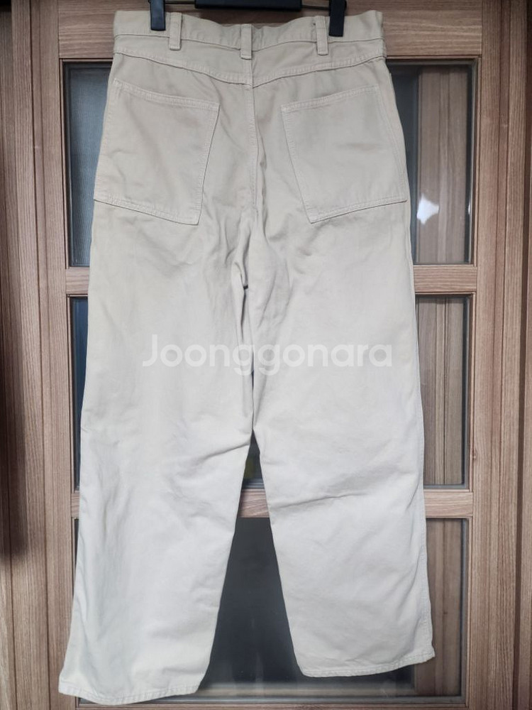 유니클로u 와이드핏컬러진 베이지 31--3