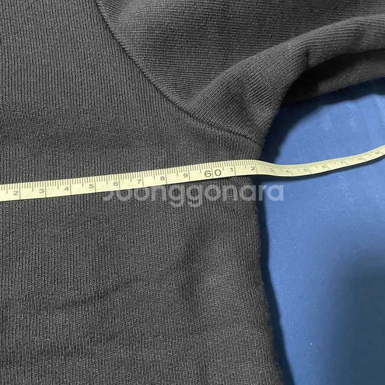 톰브라운 루프백 센터 백 스트라이프 크루넥 풀오버 니트--5
