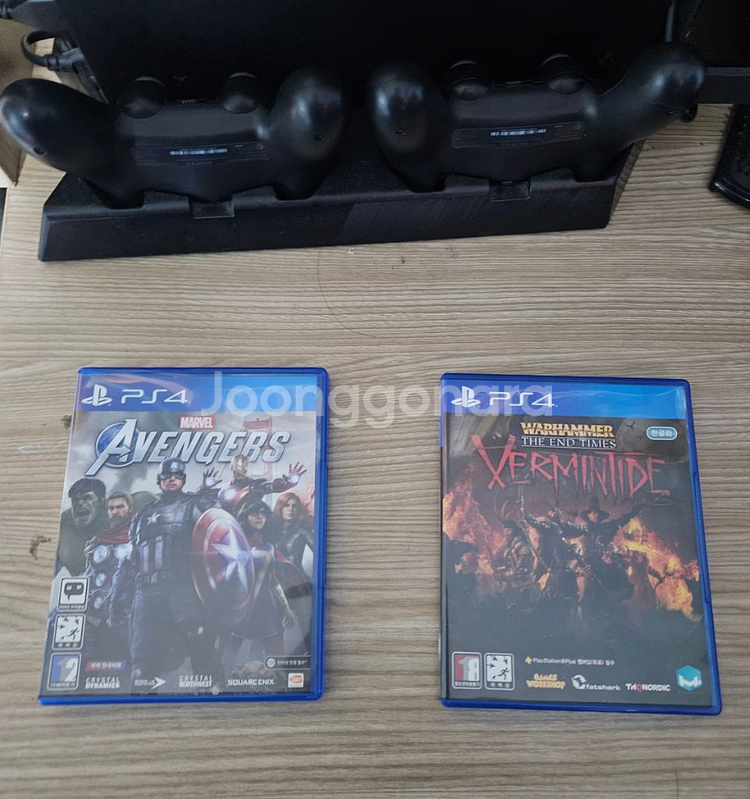 PS4 플스4 프로 팝니다--3