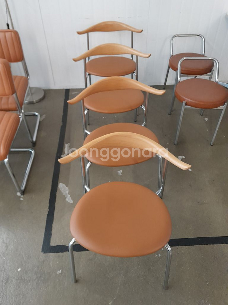 하우지 카페 테이블, 의자 판매합니다.--4