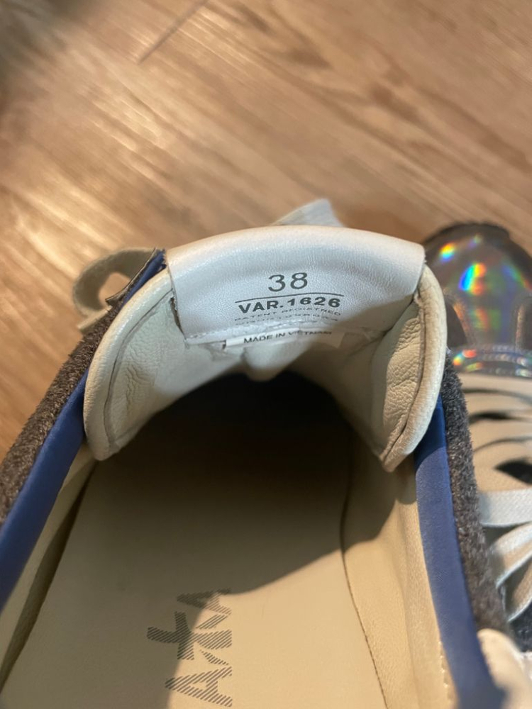 프리미아타 스니커즈 38사이즈 이미지