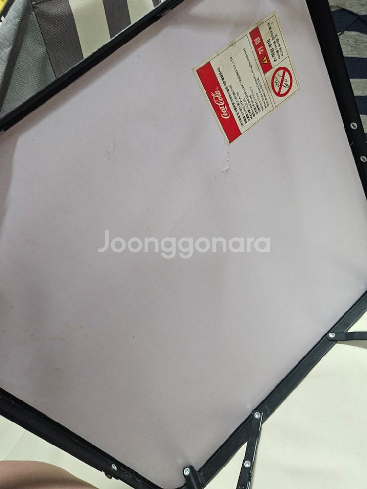 코카콜라 테이블 (브라운색) 자취추천 혼술 혼밥 캠핑--1