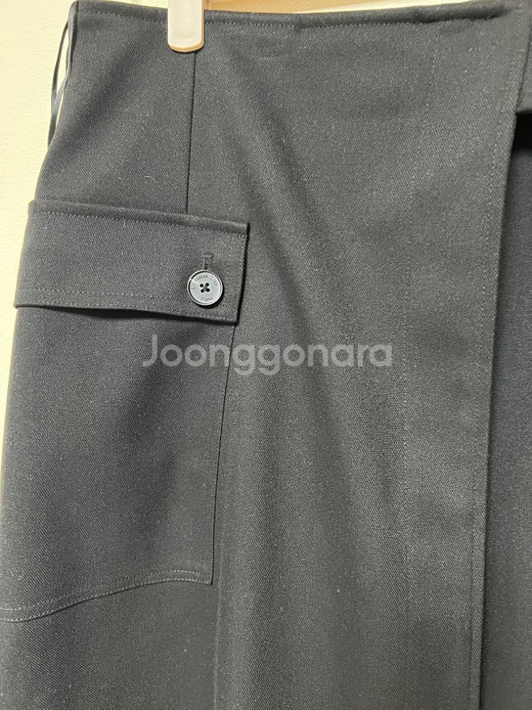 블랙 모직 랩 스커트--3