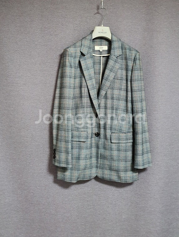 아떼 바네사브루노 그레이 체크 자켓 36 사이즈--1