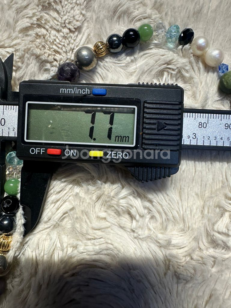 공방에서 수작업으로 만든 컨디션 최상인 목걸이 팝니다--6