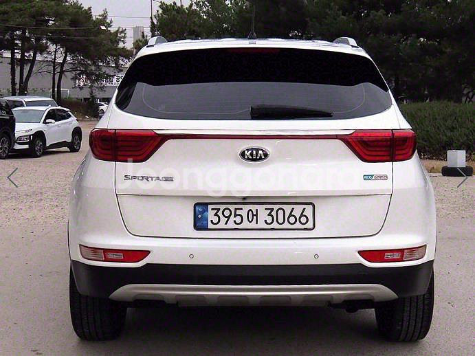 @16년식 신형 스포티지 1.7 2WD 노블레스 전국--3