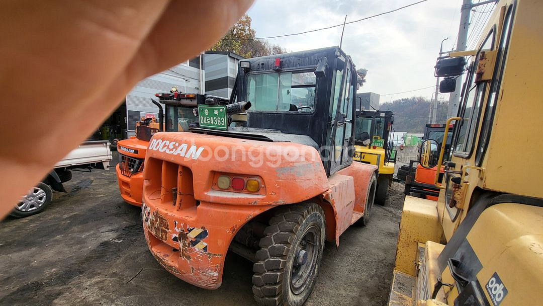 두산 8톤 디젤 대형 중고지게차--1