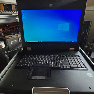 KVM HP TFT7600 G2