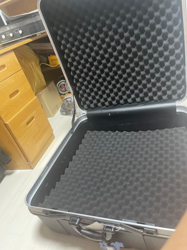 b&w 브롬톤 하드케이스--1