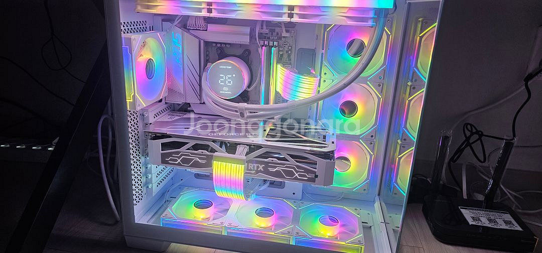 라이젠9 7950X3D 96GB RTX4080S 본체--0