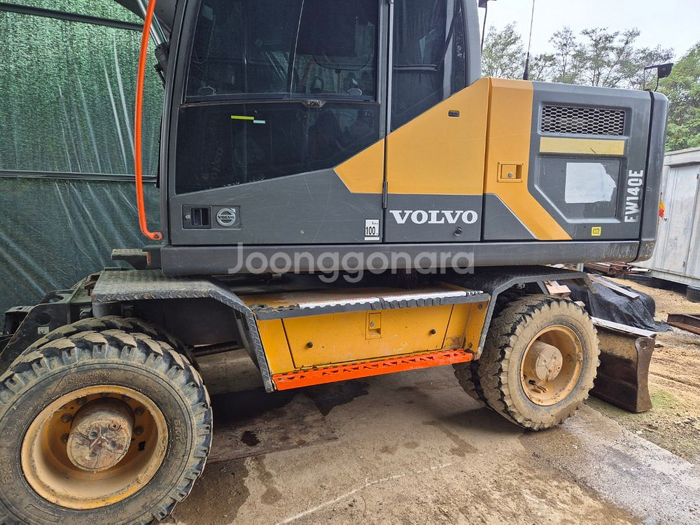 6W 중고굴삭기 볼보 EW140E 회전링크,본바가지--2
