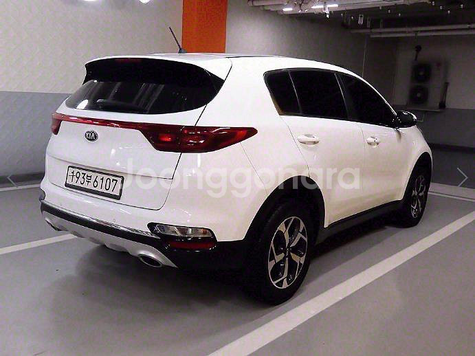@20년식 스포티지 더 볼드 R2.0 디젤 4WD 트--2