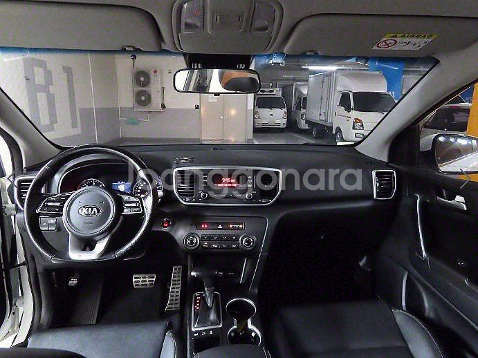 @20년식 스포티지 더 볼드 R2.0 디젤 4WD 트--7