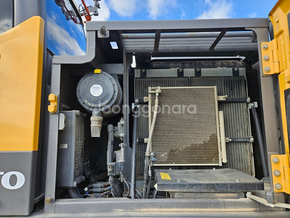 최상급 볼보 굴삭기EW140E소개합니다--7