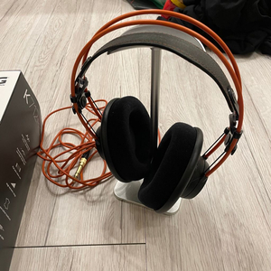 AKG712 PRO 팝니다