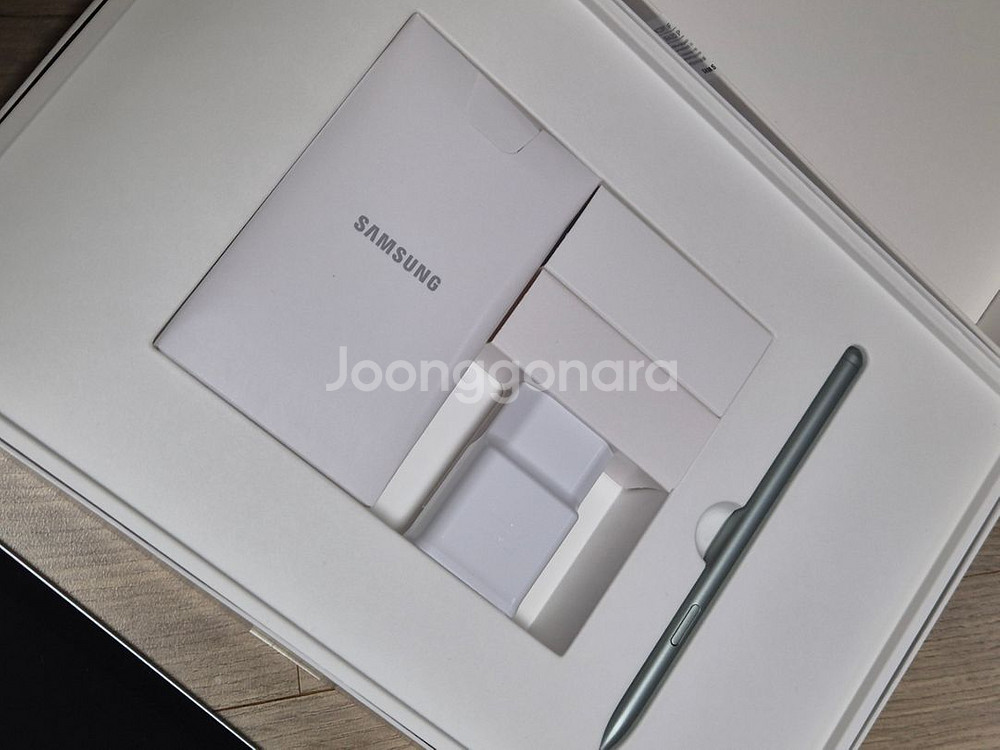 갤럭시탭s7fe 64gb wifi 그린 팝니다--2
