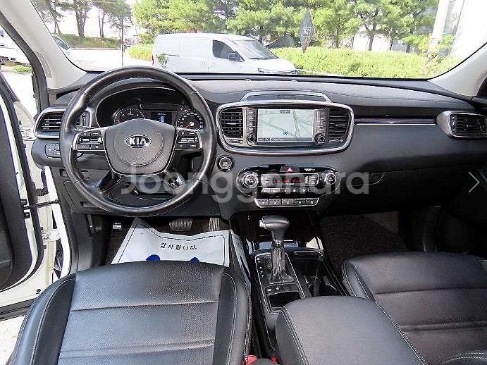 @19년식 더 뉴쏘렌토 디젤 R2.0 2WD 프레스티--6