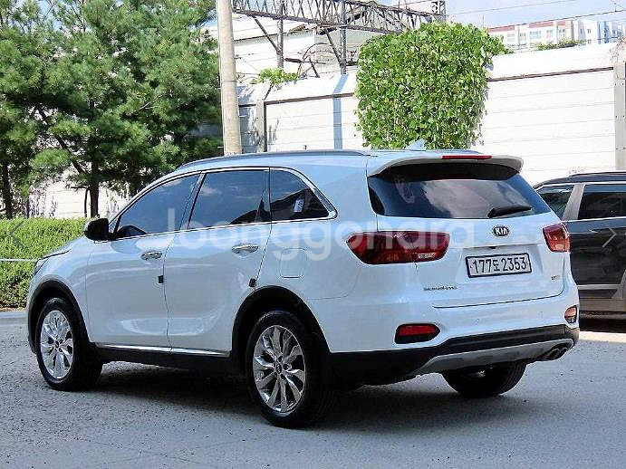 @19년식 더 뉴쏘렌토 디젤 R2.0 2WD 프레스티--2