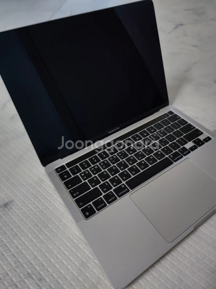 2020 맥북 프로13인치 m1 256gb 실버--1