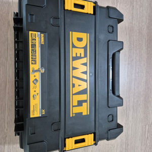 DCF850P2A 디월트 임팩 드라이버 새상품