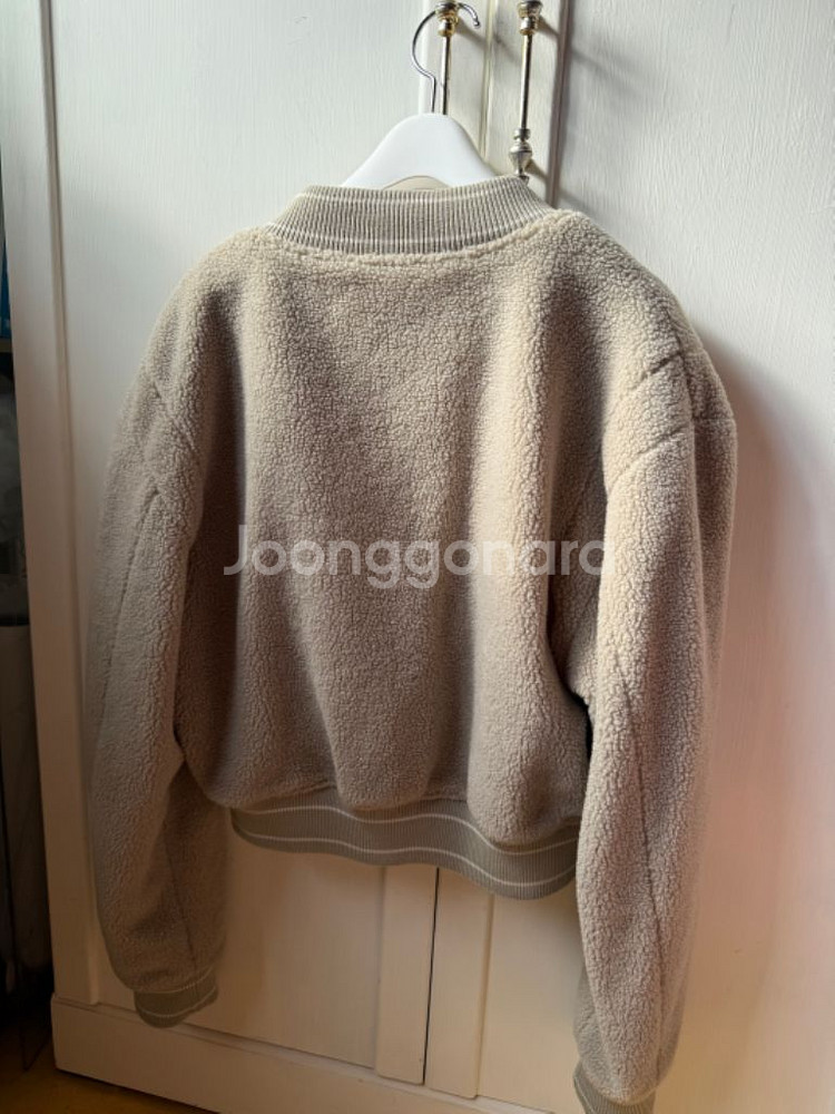 그로브스토어 멘데스 점퍼 베이지컬러--4