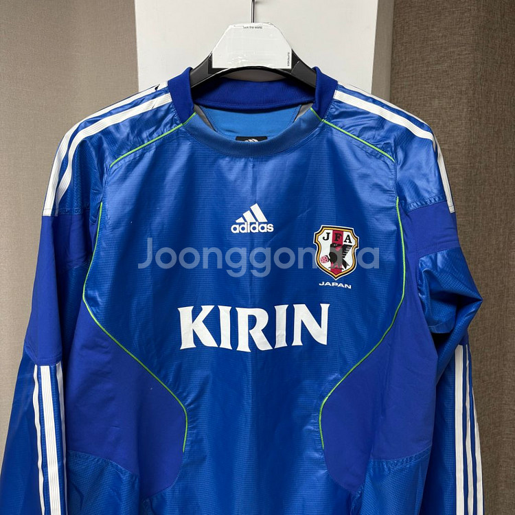 일본 축구 국대 우븐 웜업 지급용 트레이닝탑 XL--2