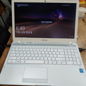 삼성노트북 (nt500r5k)i3. 5세대