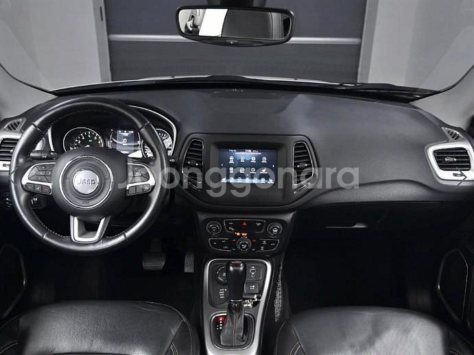 @18년식 컴패스(MP) 2.4 AWD 론지튜드 전국--6
