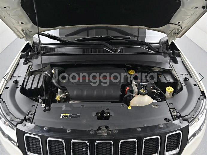 @18년식 컴패스(MP) 2.4 AWD 론지튜드 전국--5
