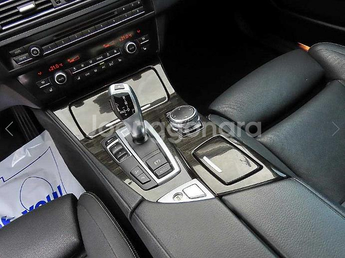 @16년식 5시리즈(6세대) 520d xDrive 럭--9