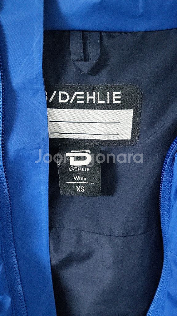 스키와 보드용 점퍼--1