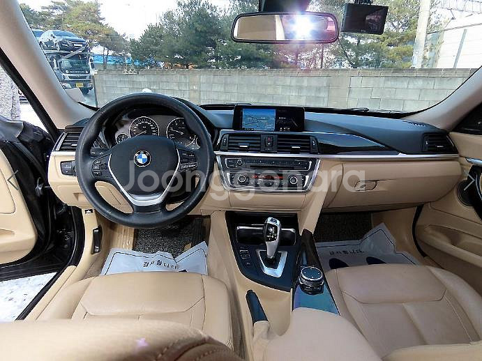 @15년식 그란투리스모(GT) 3시리즈 GT 320d--6