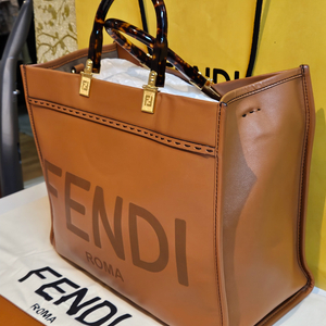 정품(FENDI)펜디 선샤인 미디움토트백/숄더백