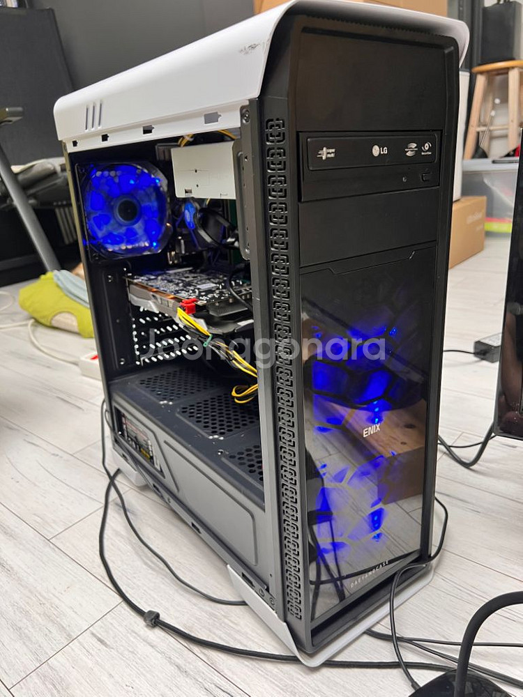 더블모니터 컴퓨터 세트 팔아요/i5 9400F, RTX--2