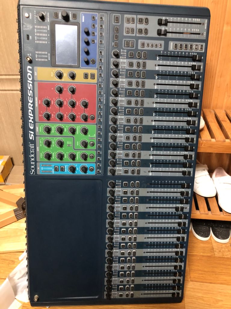 Soundcraft SI Expression 32CH