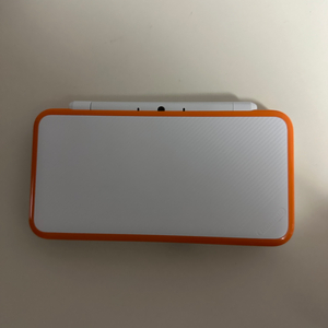 닌텐도 2ds xl 팔아요