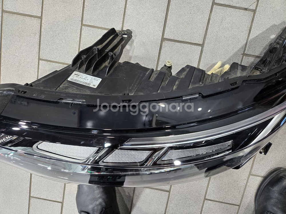 SM6 LED 헤드램프 운전석 A급 중품 거의새상품--4