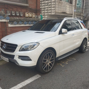 ml350 bluetec 4matic 14년식