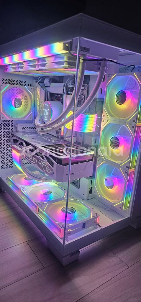 라이젠9 7950X3D 96GB RTX4080S본체--0