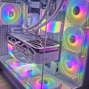 라이젠9 7950X3D 96GB RTX4080S본체