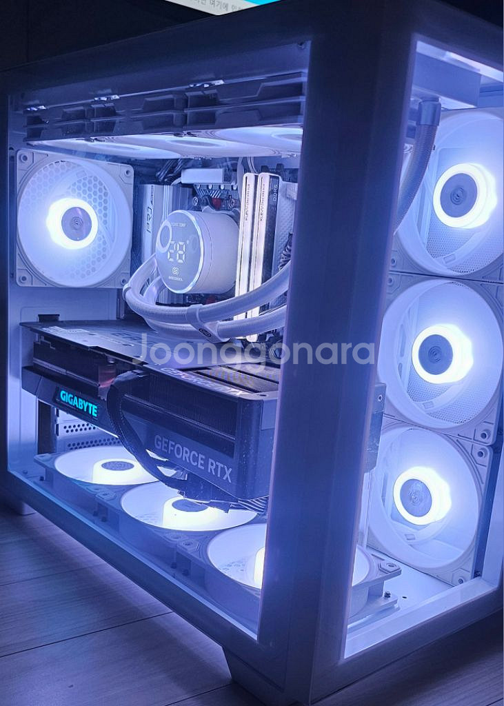 라이젠7 7800X3D RTX4080 컴퓨터급매--0