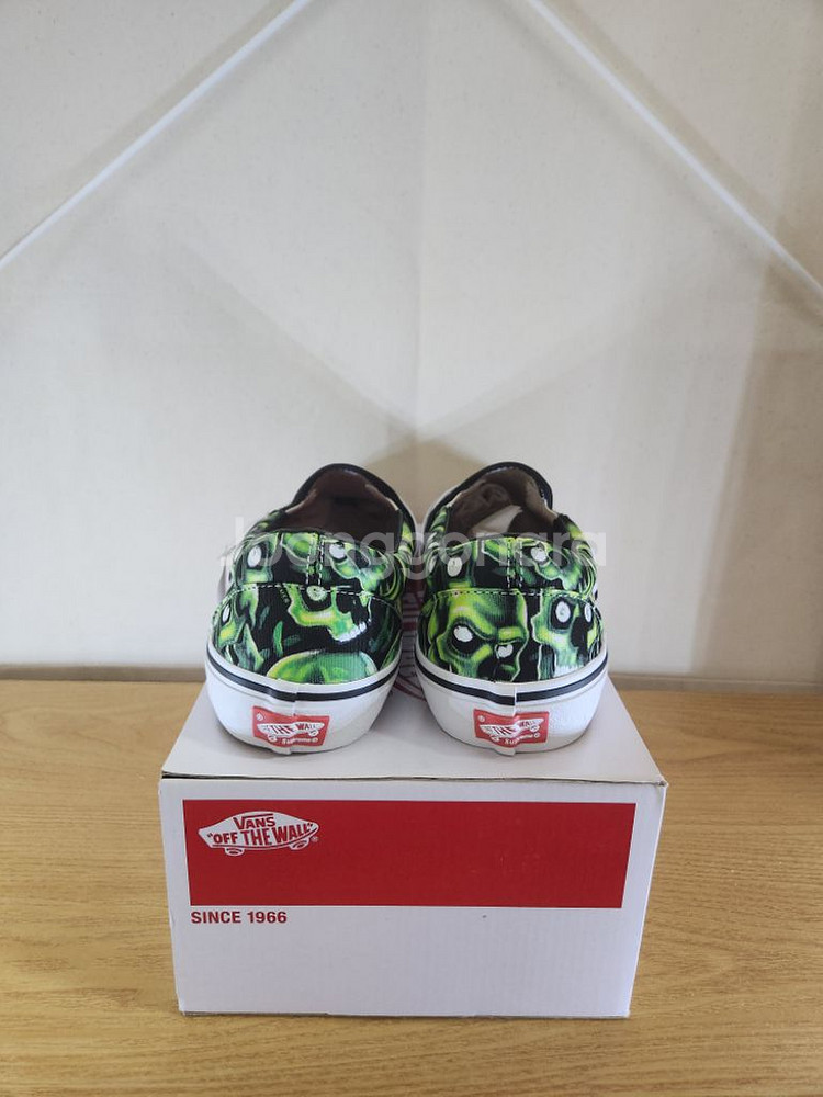 (270)Supreme X vans skull pile--3