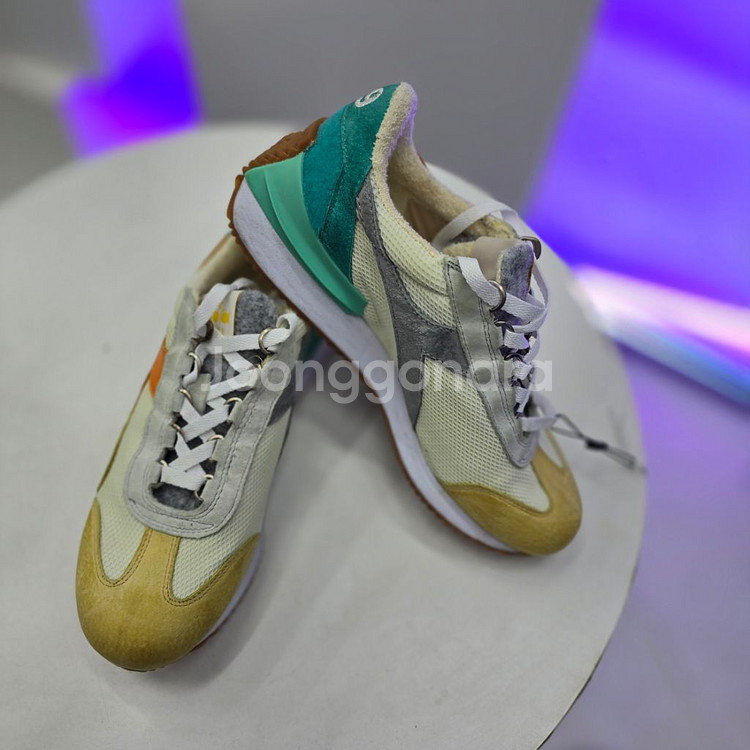 DIADORA HERITAGE. 스니커즈. 32.9만템--1