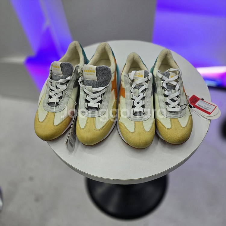 DIADORA HERITAGE. 스니커즈. 32.9만템--7