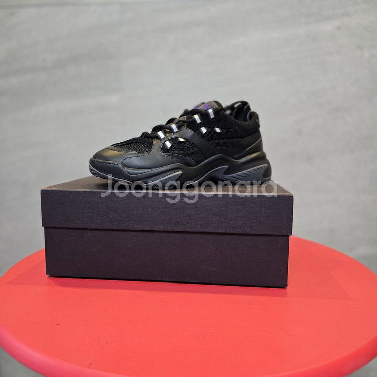 VALENTINO 발렌티노 코리아 정식수입.--3